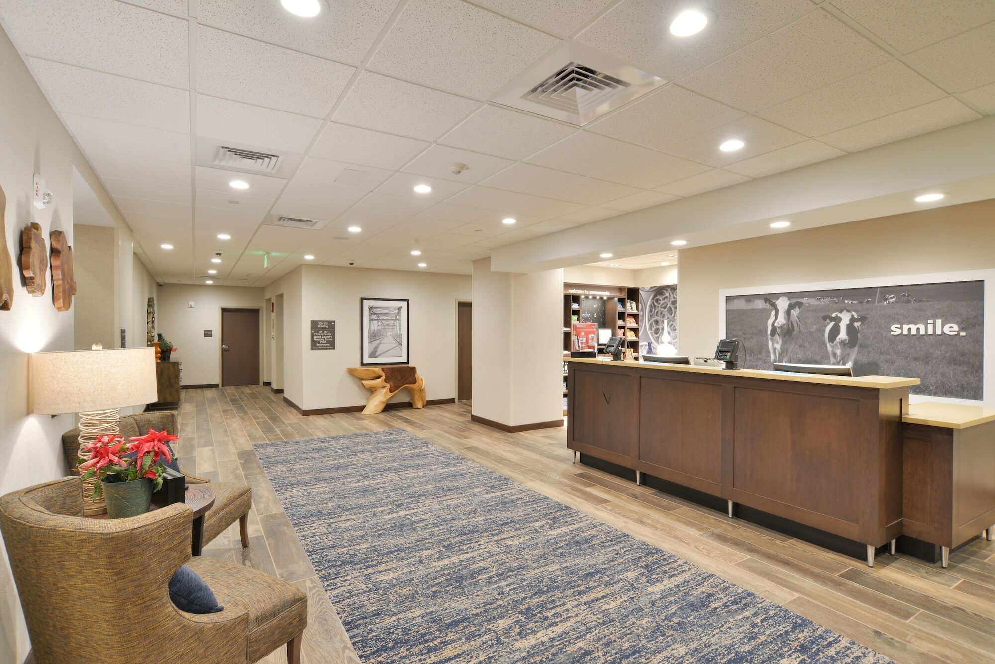 Hampton Inn & Suites Menomonie-Uw Stout Exterior photo